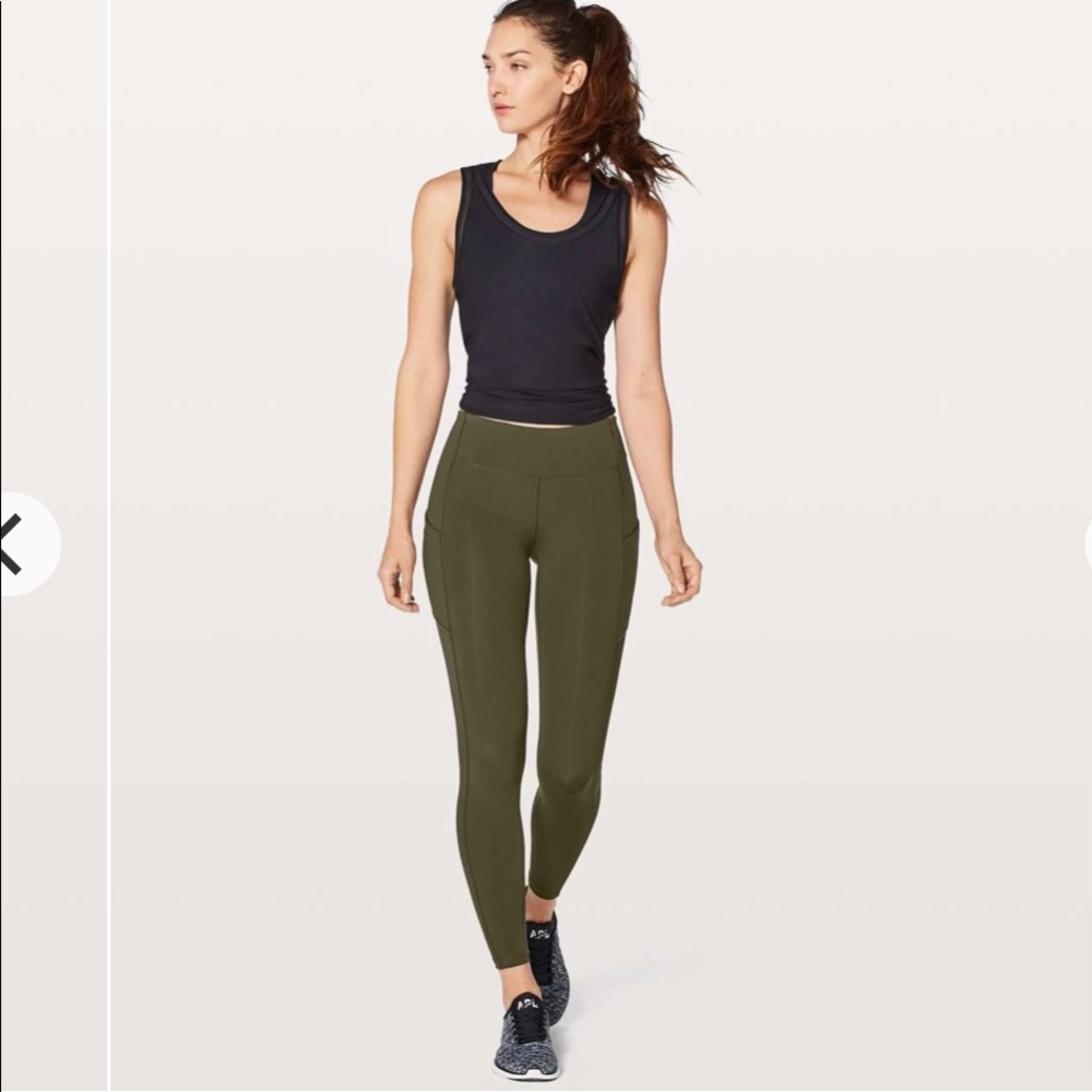 Lululemon speed it up legging. Size 6